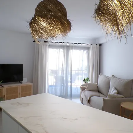Modern Stylish Near Poniente شقة *